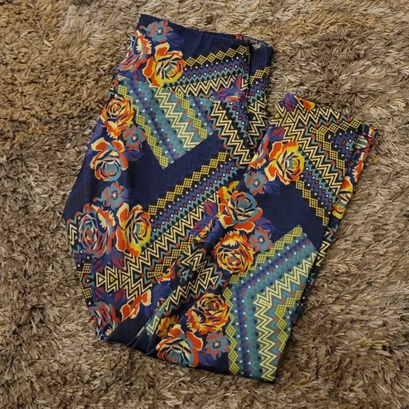 Onzie Blue Orange Multicolor Tribal Print Leggings S/M - Picture 6 of 11